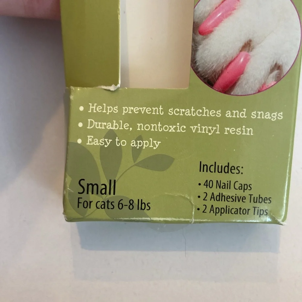 Kitty caps-nail caps for cats (size small cats 6-8 lb)